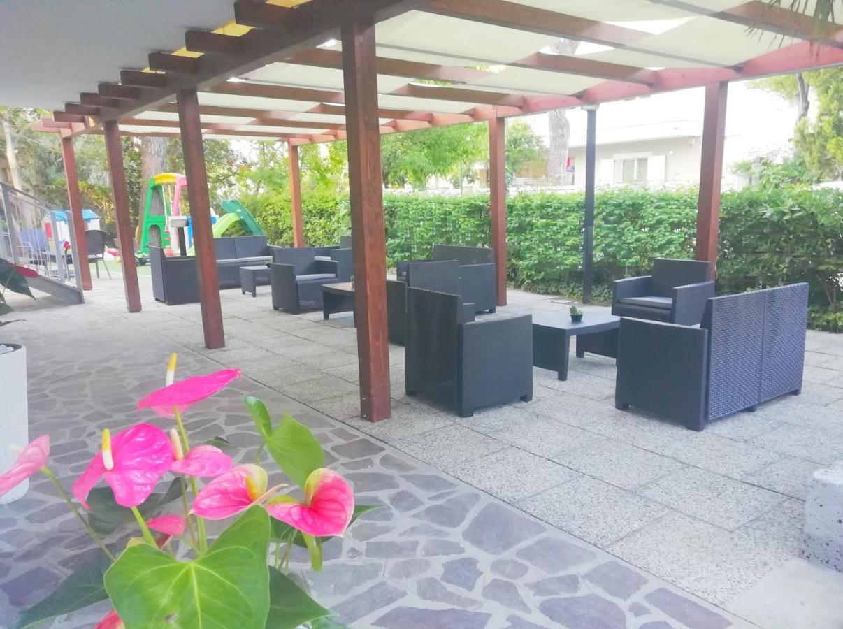 Hotel Rita Cervia Exterior photo