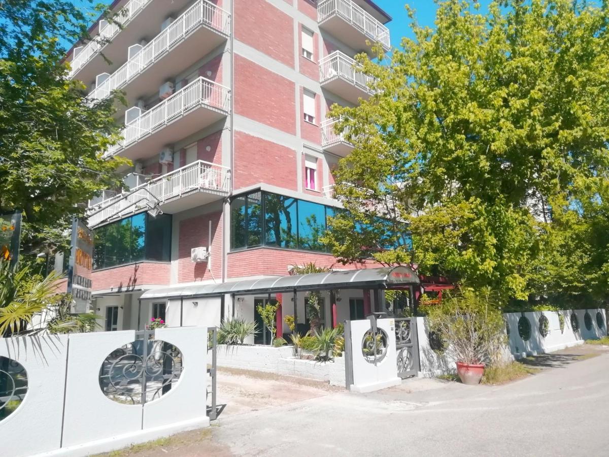 Hotel Rita Cervia Exterior photo